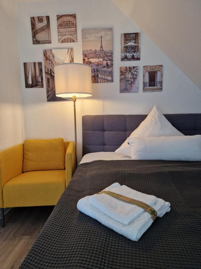Modern-Living Stadt-Appartement Mitte บีเลอเฟล์ด ภายนอก รูปภาพ